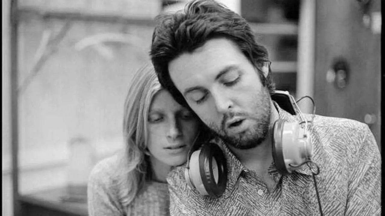 PAUL MCCARTNEY "Puedo pasar por un campo lleno de animales con la cociencia tranquila"