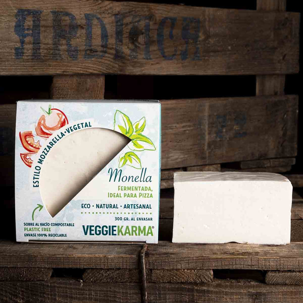 VEGGIE KARMA Monella - Bloque vegano para rallar y fundir 300gr sin gluten