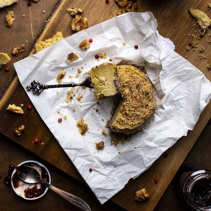 VEGGIE KARMA Semicurado vegano de Nueces con Pimienta Rosa 200gr sin gluten