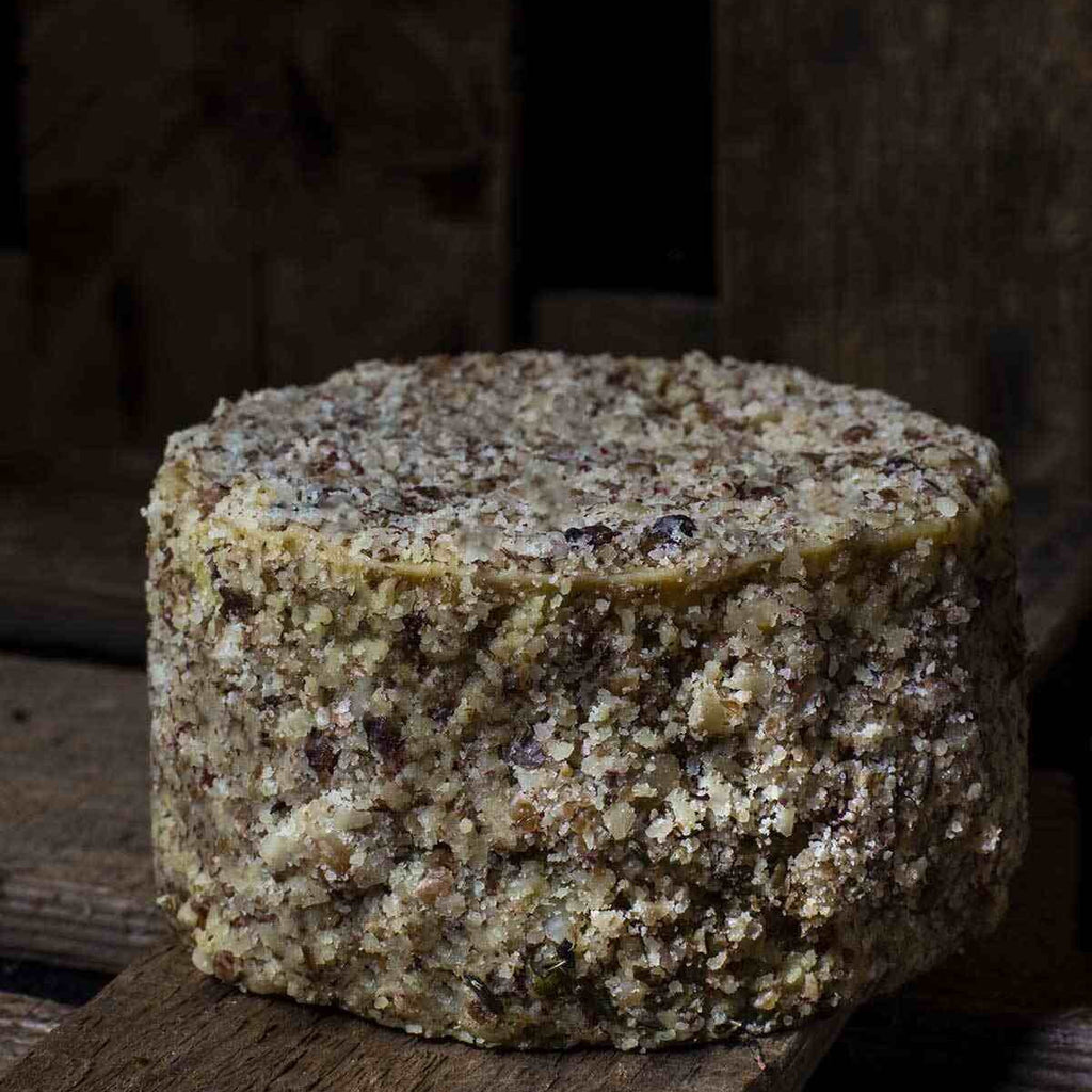 VEGGIE KARMA Semicurado vegano de Nueces con Pimienta Rosa 200gr sin gluten