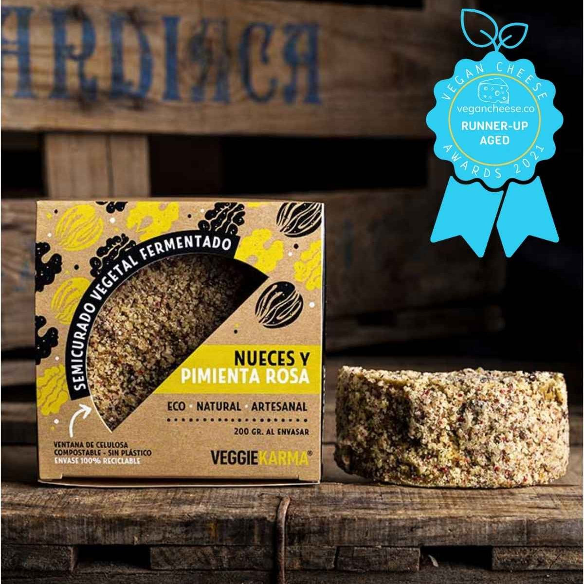 VEGGIE KARMA Semicurado vegano de Nueces con Pimienta Rosa 200gr sin gluten