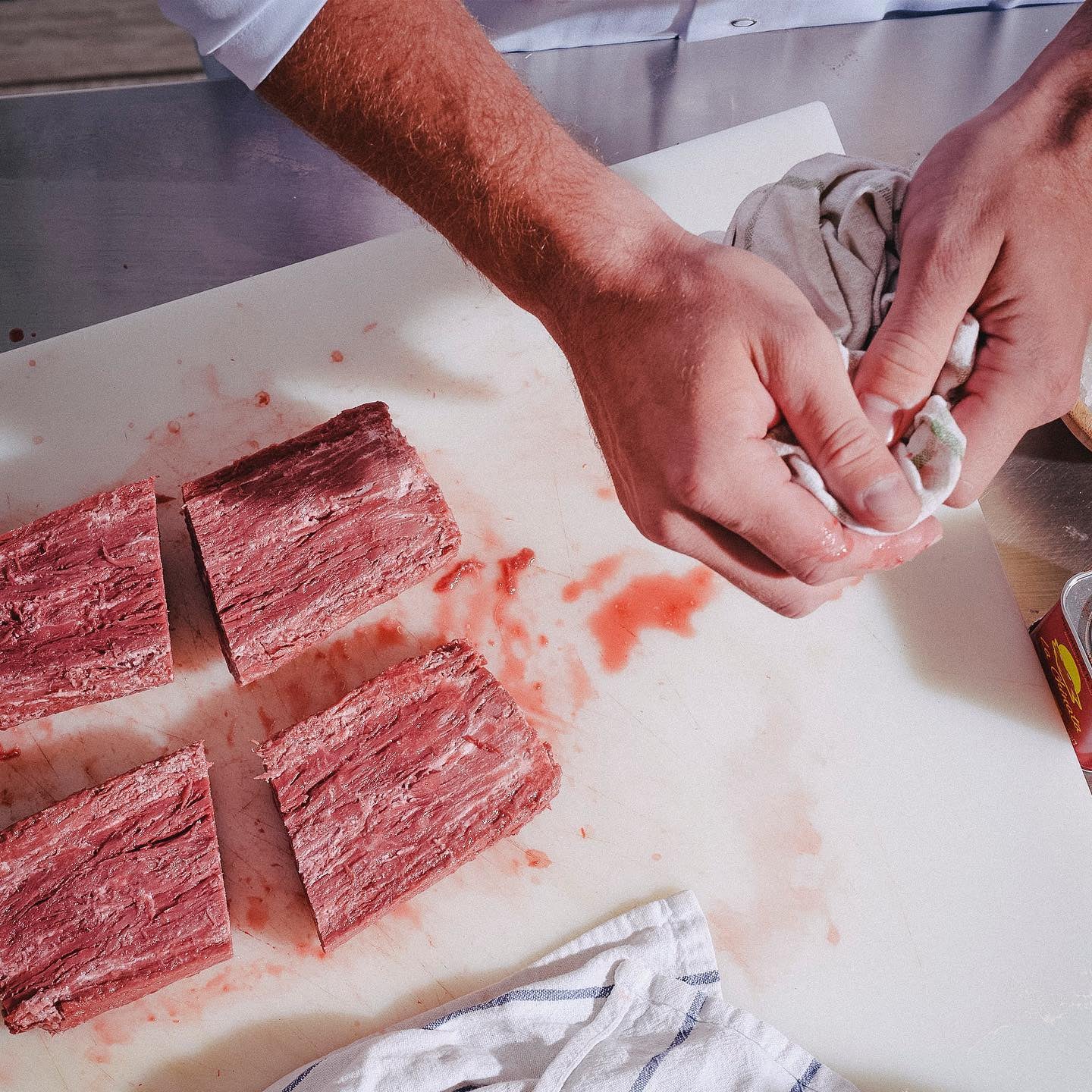 JUICY MARBLES Whole-Cut Loin 756g | Lomo Vegano